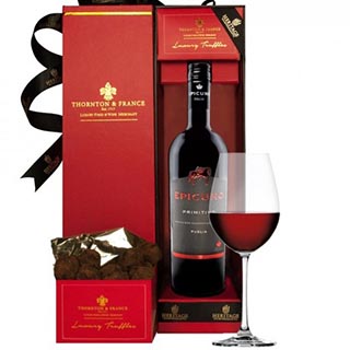 T & F Primitivo Christmas Hamper image